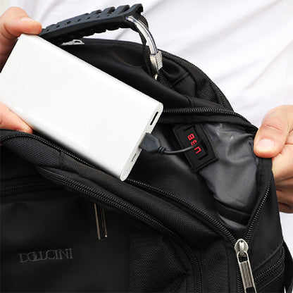 Dollcini Uniszex Laptop Hátizsák – Vízálló Utazóhátizsák, USB Töltőporttal, Fekete