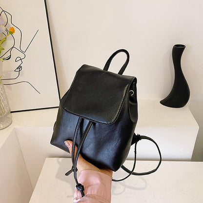 Dollcini Női Műbőr Hátizsák – Elegáns, Vízálló és Divatos