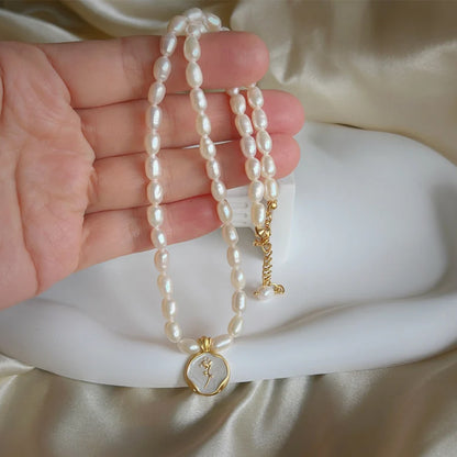 Dollcini Pearl Ékszerkészlet – Nyaklánc és Gyöngy Fülbevaló