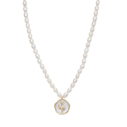 Dollcini Pearl Ékszerkészlet – Nyaklánc és Gyöngy Fülbevaló