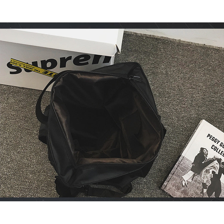 Dollcini Fiú Iskolatáska – Vízálló, Karcálló, Könnyű Hátizsák