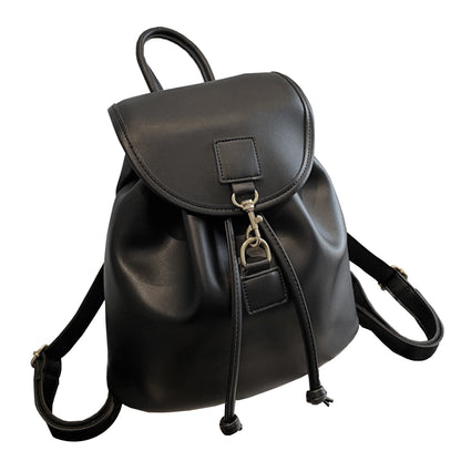 Dollcini Divatos Női Hátizsák – Elegáns és Praktikus Műbőr Táska