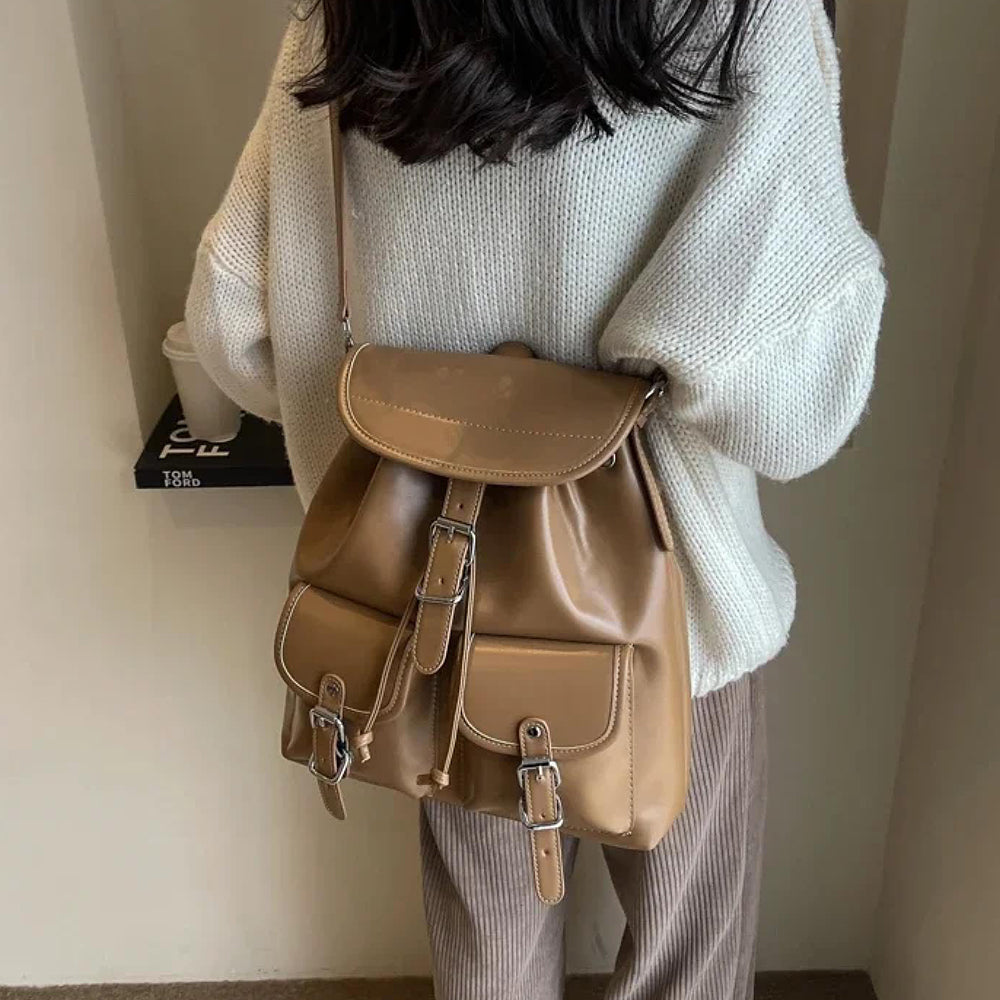 Dollcini Vintage Női Hátizsák – Elegáns és Praktikus Műbőr Alkalmi Táska